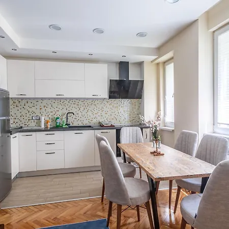 Διαμέρισμα Center Retreat, Close To Main Street, Free Parking Σόφια